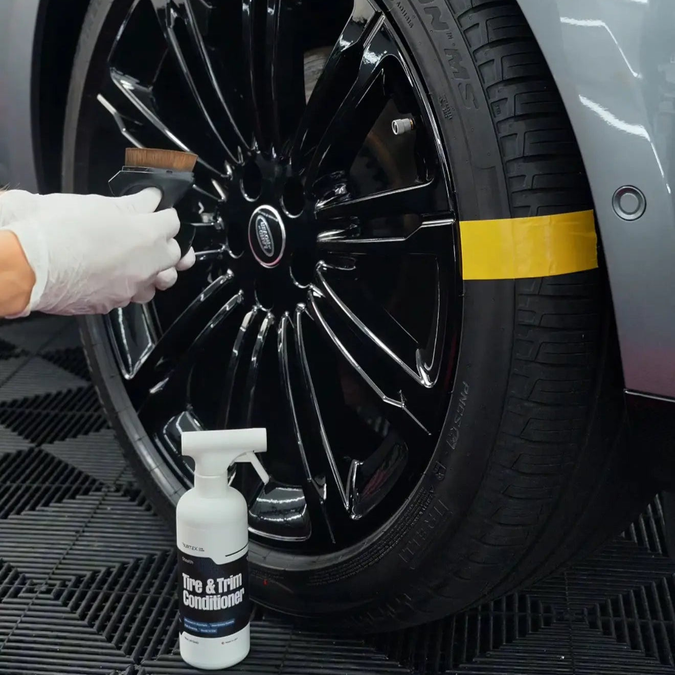 Burtex® Stealth Tire & Trim Conditioner